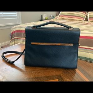 Sharp black Ivanka Trump purse
